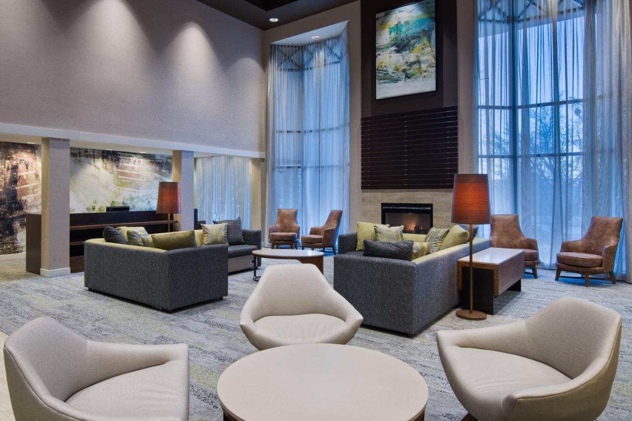 Courtyard By Marriott Springfield Airport Hotel Exterior foto