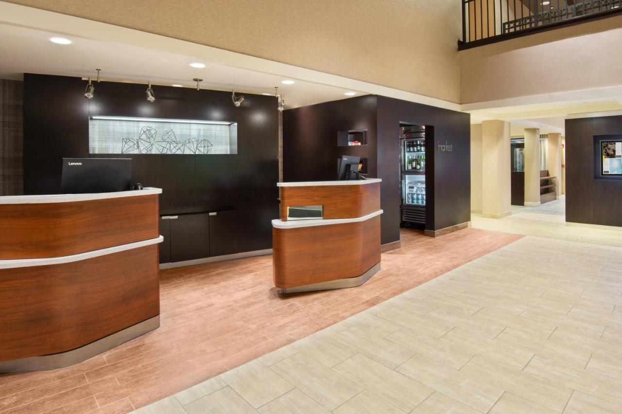 Courtyard By Marriott Springfield Airport Hotel Exterior foto